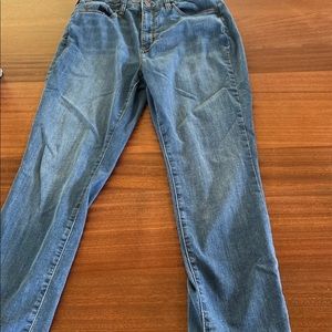 Womens blue jeans